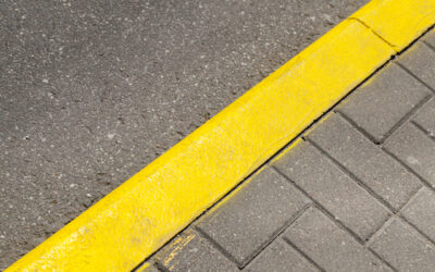 Driving Restrictions – Can I Park On a Single Yellow Line?